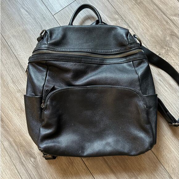 Heshe Black Leather Backpack main image 10